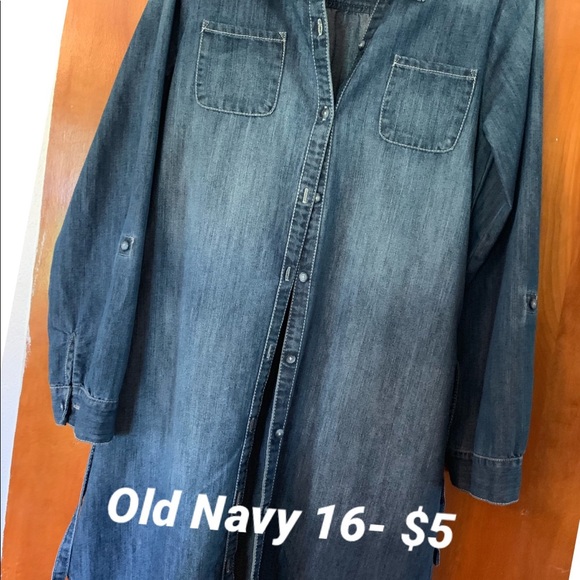 Various clothing - Picture 5 of 8